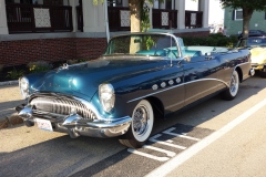 54Buick-on-the-street